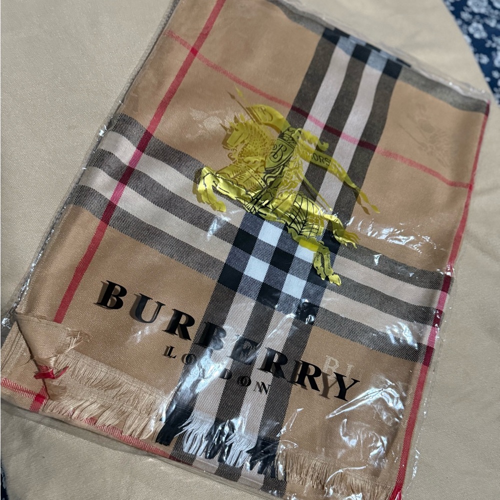 Burberry Tan Plaid Scarf C O P Y